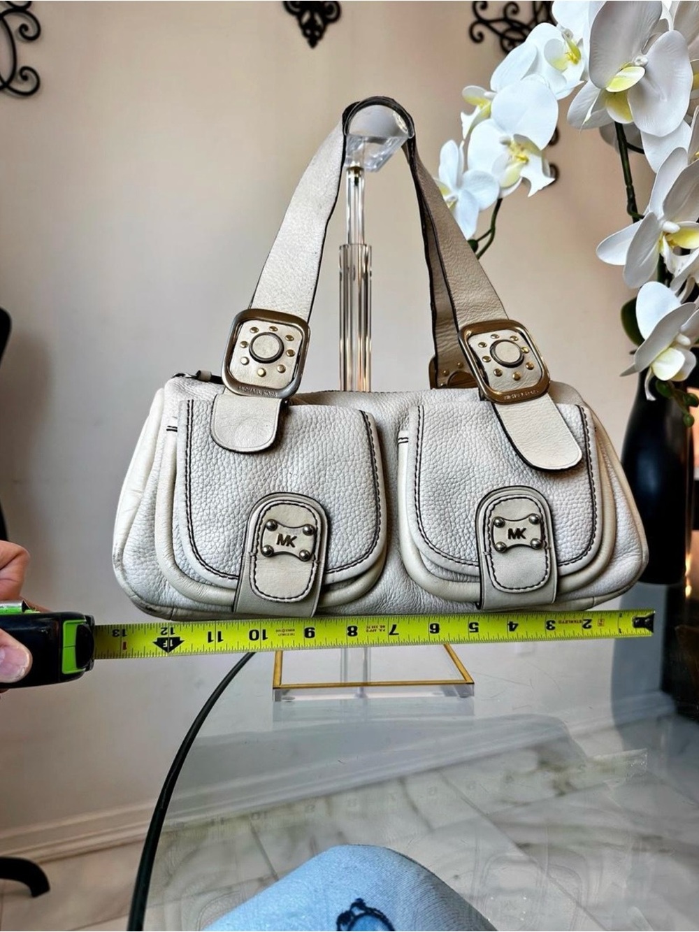 Michael Kors Zoe cream Pebbled Leather Dual Pocket Shoulder Bag - Picture 5 of 9